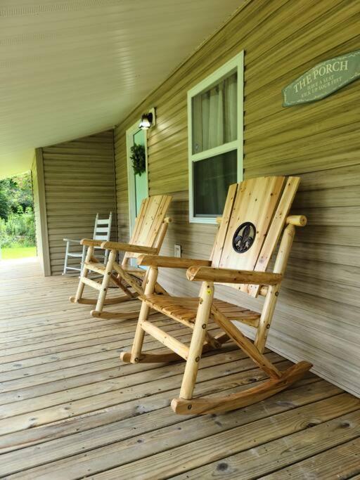 Milk Hand House.. Peaceful 1 Bedroom Cabin هاموند المظهر الخارجي الصورة